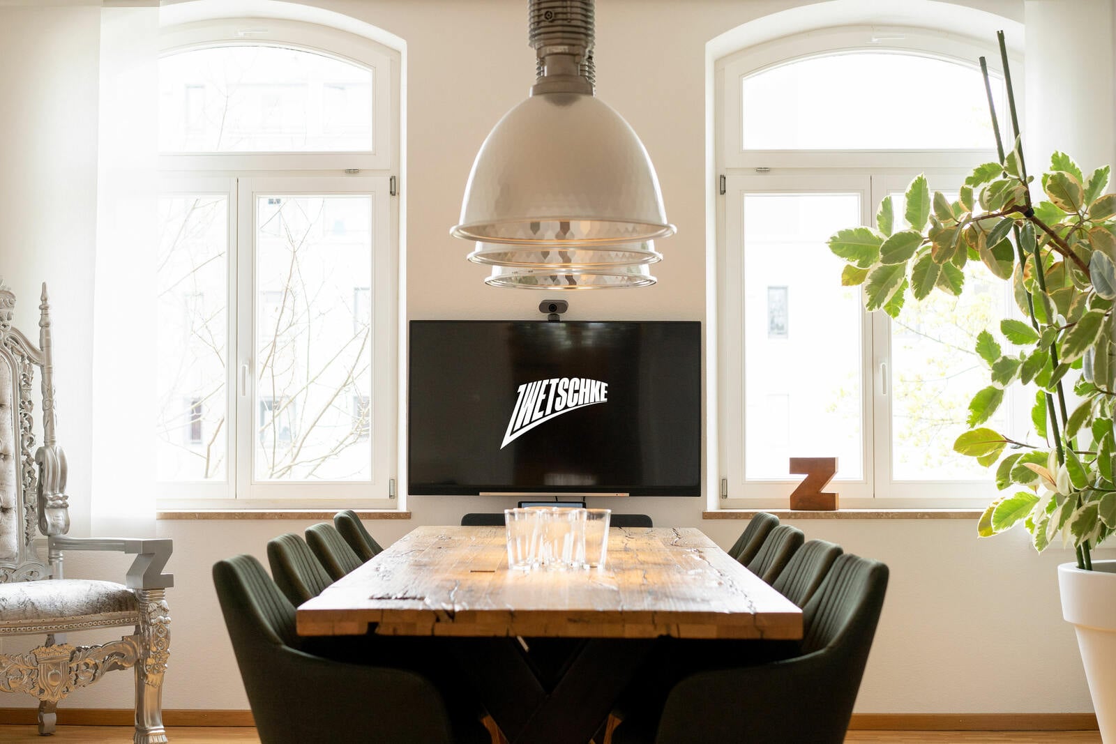 Kunde = König. Deshalb haben wir auch einen Thron 👑