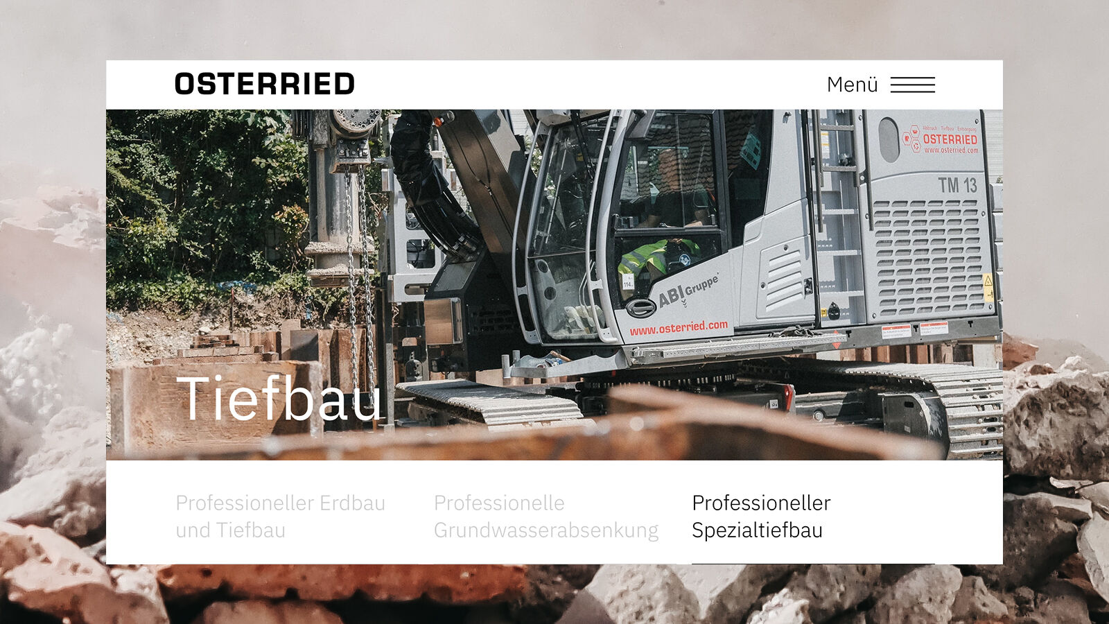 Unterseite Tiefbau der Osterried-Website mit einem Bohrgerät auf der Baustelle.